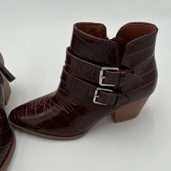 ZBY Snake Pattern Double Buckle Heel Ankle Boots Size 6 1/2 - Picture 6 of 12